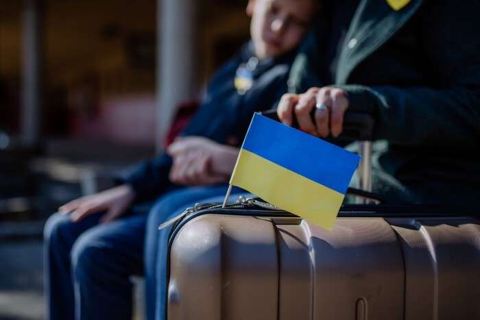Українці за кордоном не цікавляться новинами з батьківщини: шокуючі результати опитування  