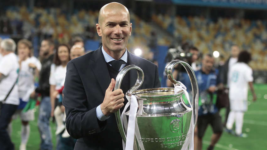 Зидан может возглавить "Манчестер Юнайтед", если уволят Тен Хага