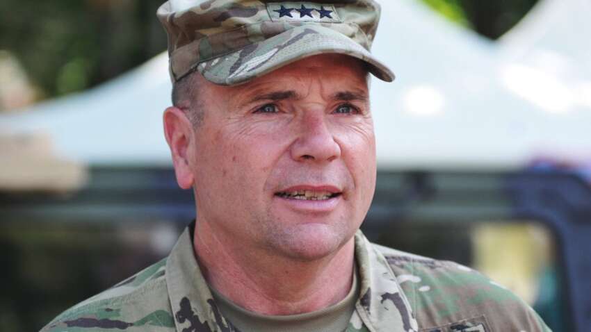 «Годі ілюзій: Україна змінює правила війни» — Бен Ходжес про крах російської стратегії та нову роль України «Годі ілюзій: Україна змінює правила війни» — Бен Ходжес про крах російської стратегії та нову роль України