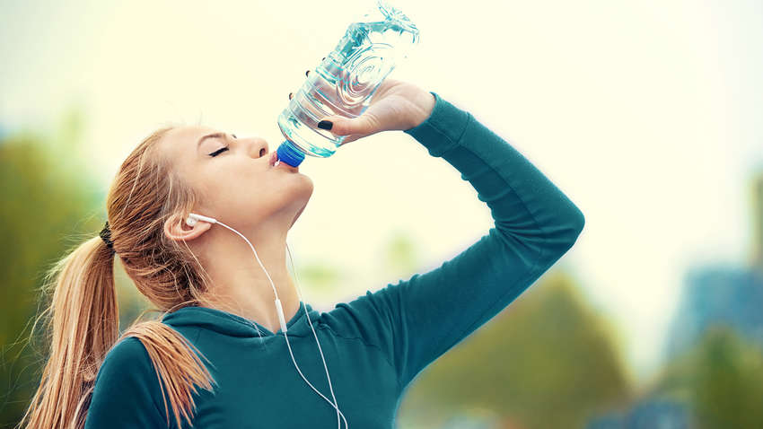 В яких випадках вода не приносить користь організму 