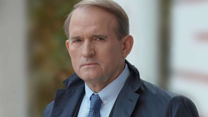 Влада вважає Медведчука небезпечнішим, тому й діє жорсткіше - адвокат про запобіжний захід для Порошенка