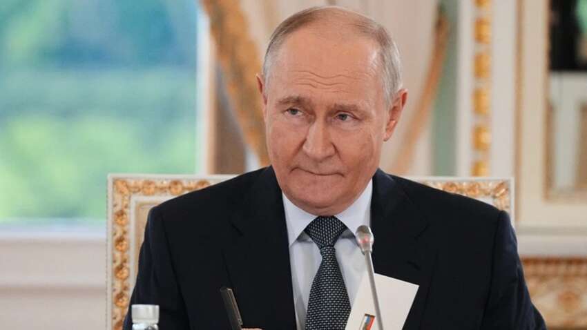Путин "секретно попросил" Украину перестать бить по России: что известно Путин "секретно попросил" Украину перестать бить по России: что известно
