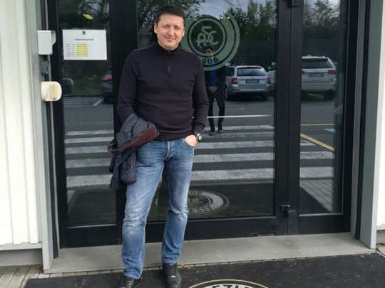 В Риге убили агента бывшего футболиста киевского «Динамо» В Риге убили агента бывшего футболиста киевского «Динамо»