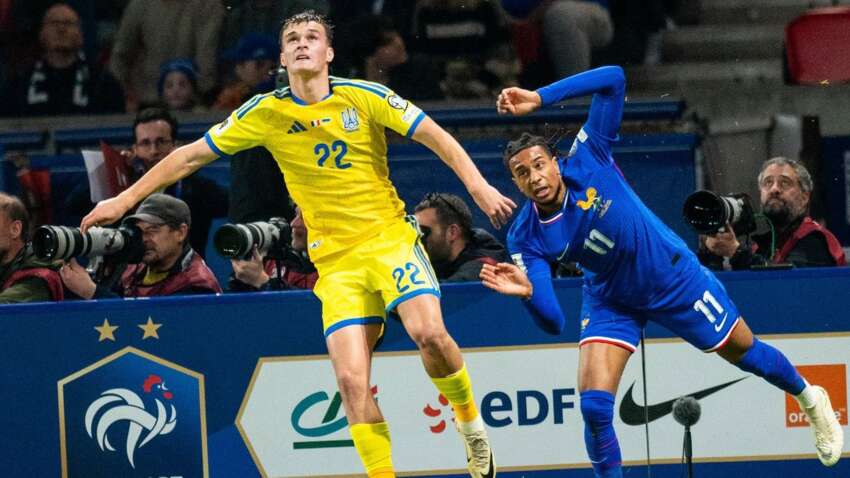 Збірна України розгромно програла Франції: чи лишився шанс потрапити на ЧС-2026
