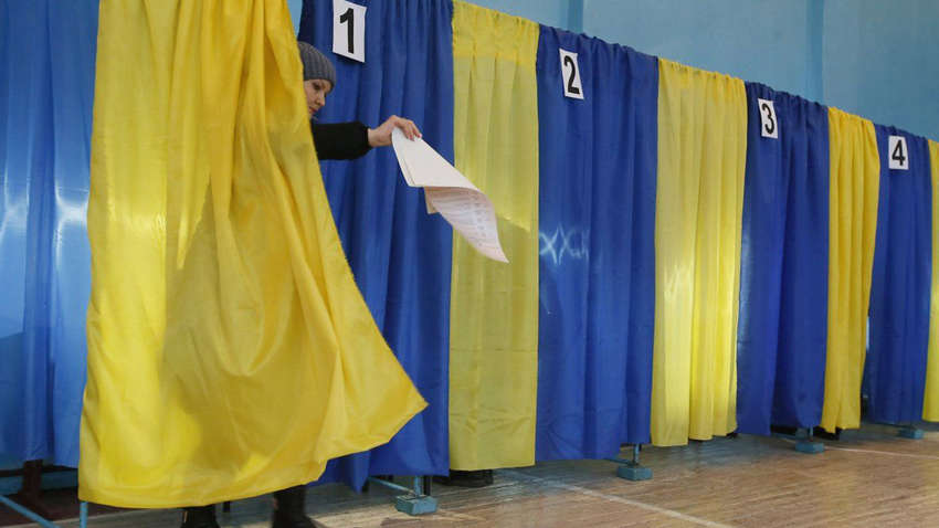 Закон о референдуме: Зеленский выполнил свое обещание или создал новые проблемы