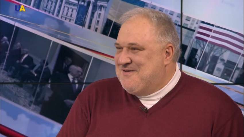 Політолог: Зеленський торгується за збереження влади. Розмінною монетою став Залужний 