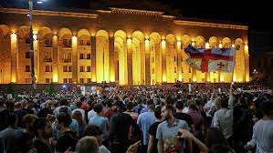 У Тбілісі пройшли два нічних мітинги протесту