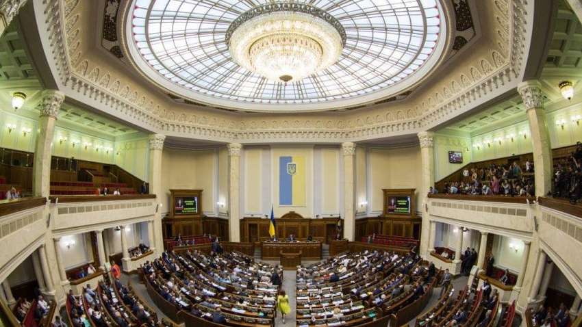 ТОП событий вторника: первые кнопкодавы 2020 года, "поиск" отпущенных экс-беркутовцев и арест подозреваемых в крушении "Боинга"