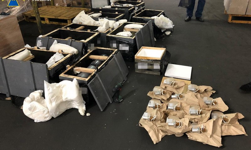 Росія через територію України нелегально поставляла в Азію комплектуючі для танків