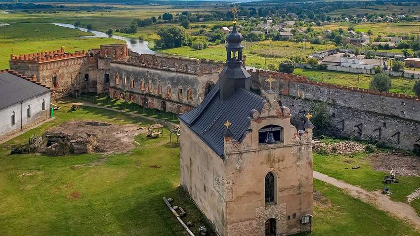 Несподіване відкриття: археологи знайшли залишки фортеці, якій близько 700 років Несподіване відкриття: археологи знайшли залишки фортеці, якій близько 700 років
