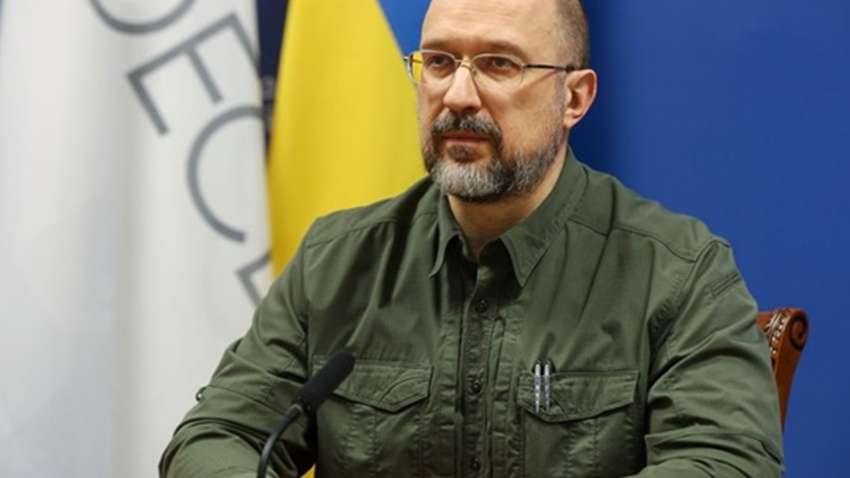 Підвищенням тарифів на світло Шмигаль підіграв Ахметову - ЗМІ