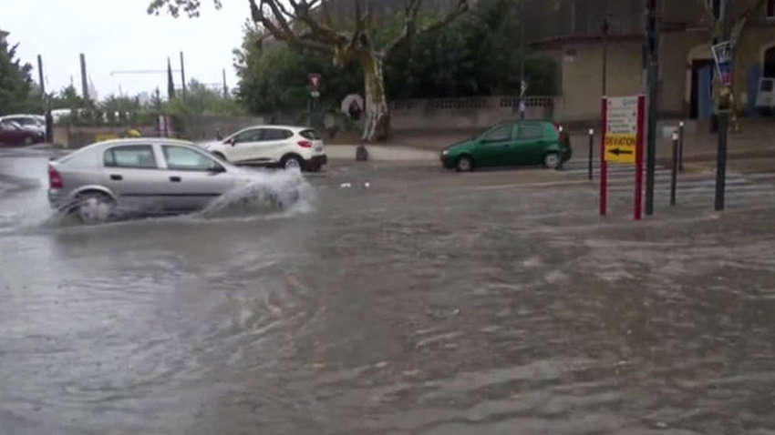 Через загрозу повені у Франції підвищили рівень метеоопасности