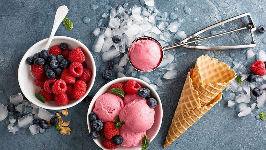 Десерти, які варто спробувати, подорожуючи світом