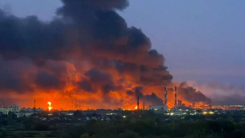 Знищити "Силу Сибіру" і "Уренгой": Україну закликали до негайного ультиматуму Китаю Знищити "Силу Сибіру" і "Уренгой": Україну закликали до негайного ультиматуму Китаю