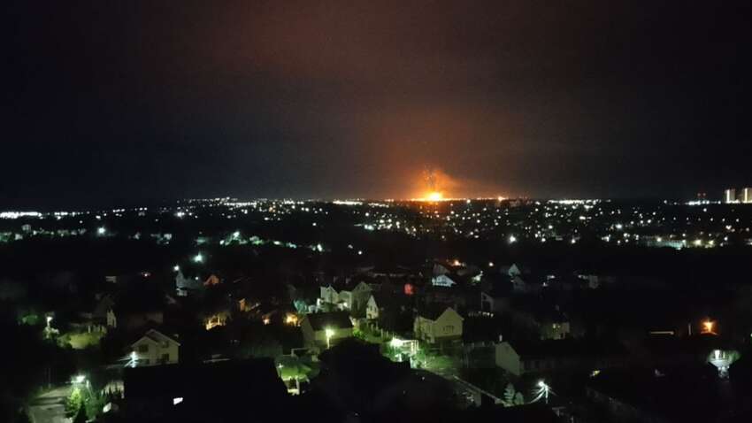 Россия вздрогнулась от взрывов: куда мощно ударили дроны Россия вздрогнулась от взрывов: куда мощно ударили дроны