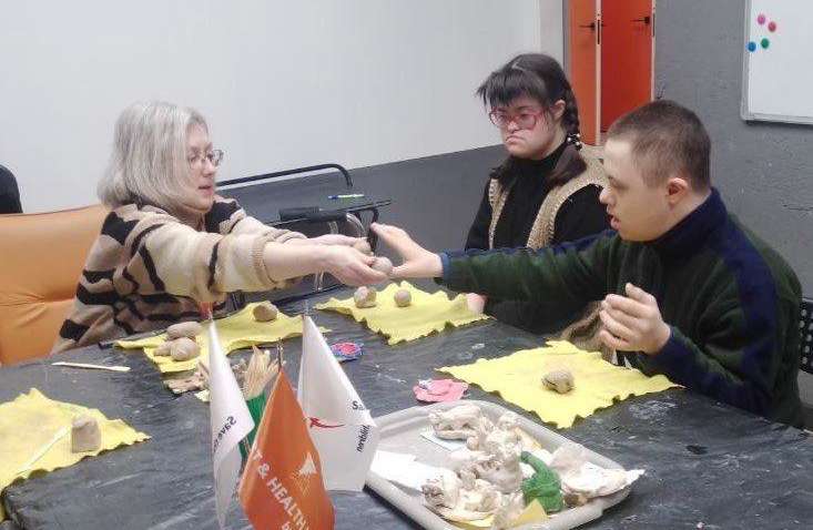 Фармкомпанія «Здоров’я» спільно з артцентром Zelo продовжують дбати про ментальний стан дітей з прифронтових регіонів