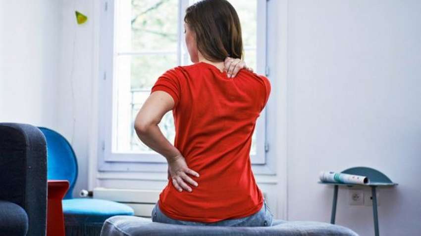 Пять простых упражнений для снятия боли в спине и шее