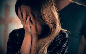 В Черкасской области мужчина изнасиловал свою 12-летнюю падчерицу В Черкасской области мужчина изнасиловал свою 12-летнюю падчерицу