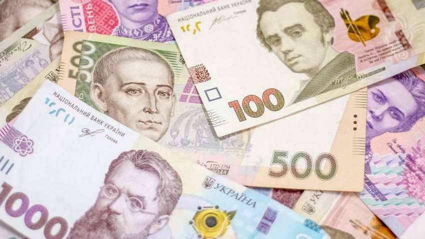 Работа в Украине: какие вакансии и зарплату предлагают работодатели