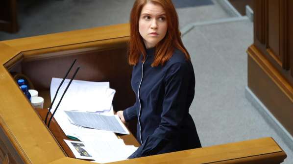 В Раде предлагают исключить Безуглую из состава комитета нацбезопасности: в чем причина В Раде предлагают исключить Безуглую из состава комитета нацбезопасности: в чем причина