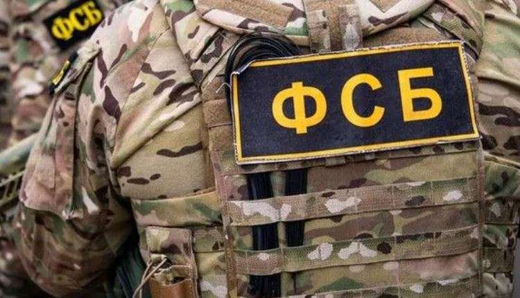 У Росії українські підпільники спалили обласне управління ФСБ У Росії українські підпільники спалили обласне управління ФСБ