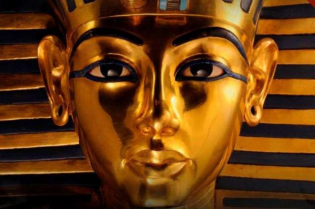 У єгипетському некрополі виявили загадкові золоті прикраси (ФОТОФАКТ)