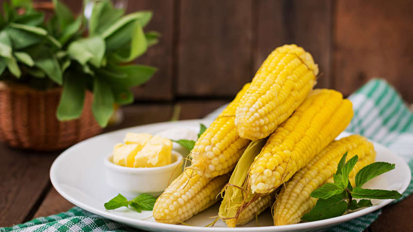 Кому категорически нельзя есть вареную кукурузу