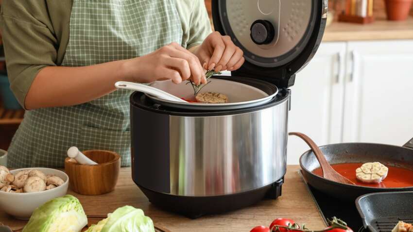 Ніколи не готуйте ці 5 продуктів у мультиварці: експерти назвали шокуючу причину Ніколи не готуйте ці 5 продуктів у мультиварці: експерти назвали шокуючу причину