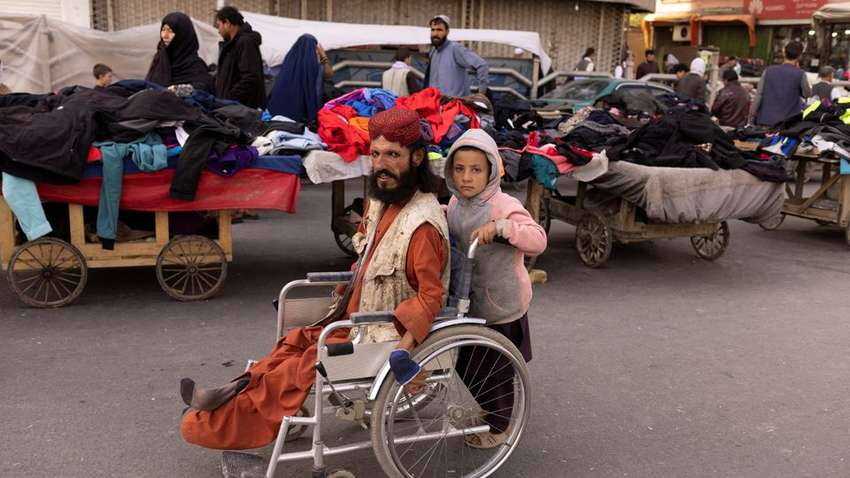 Гуманитарный кризис: почему США ослабили экономические санкции против "Талибана" Гуманитарный кризис: почему США ослабили экономические санкции против "Талибана"