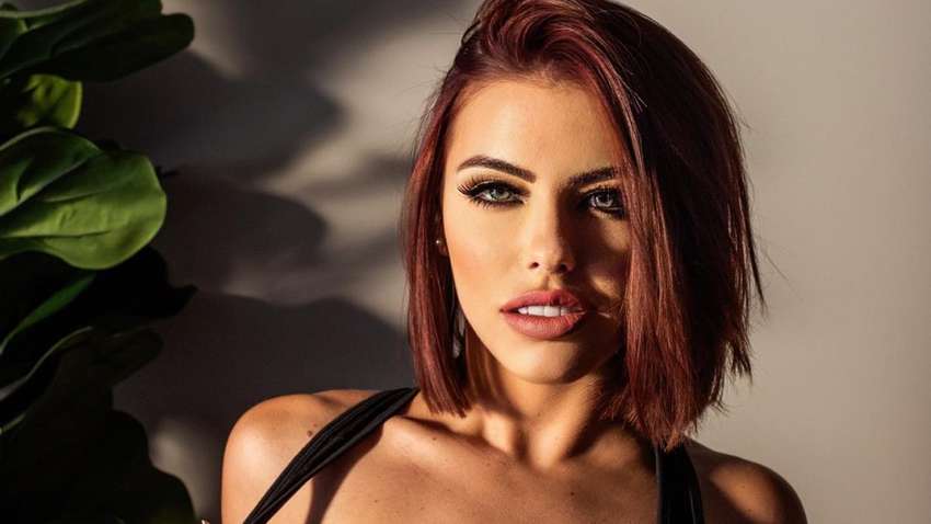 Відома порнозірка покидає індустрію і допомагатиме людям бачити світ кращим