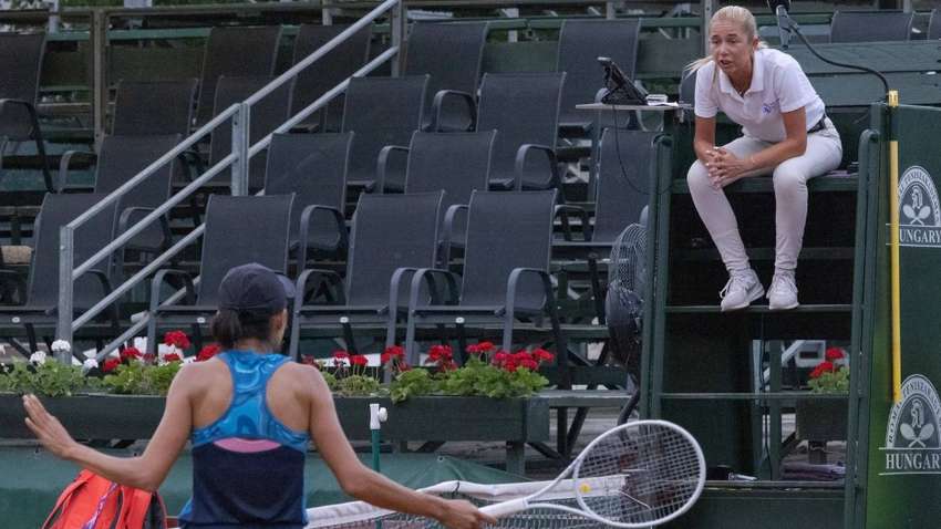 Теннисный мир возмущен из-за скандала в Венгрии: совершенно отвратительно