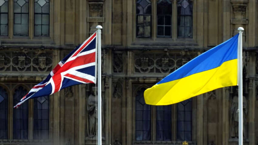 Британія готує ракетний сюрприз для Росії: яку зброю Київ отримає від Лондону вже у 2027 році Британія готує ракетний сюрприз для Росії: яку зброю Київ отримає від Лондону вже у 2027 році