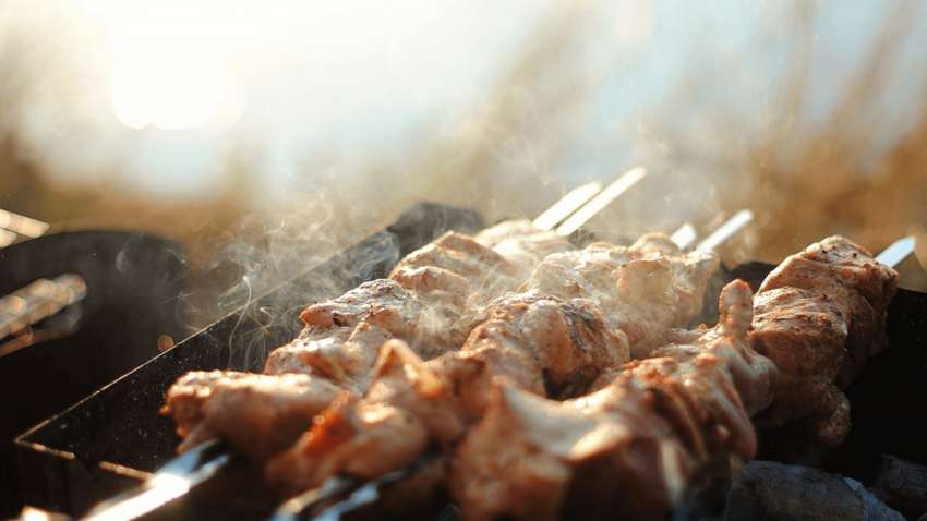 Добавьте необычный ингредиент: рецепт вкусного маринада для шашлыка