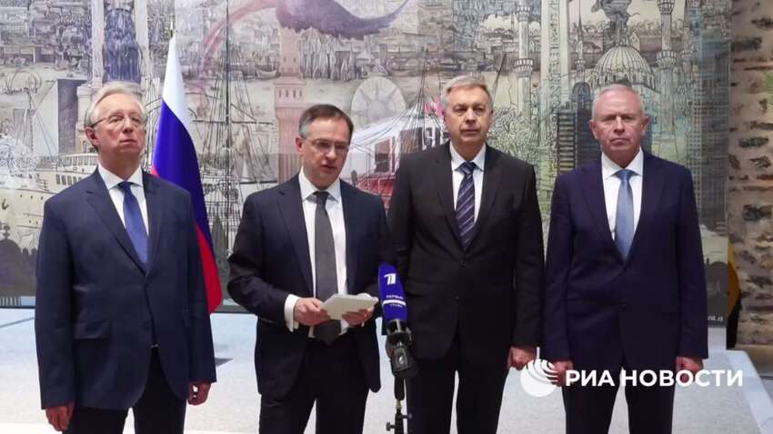 Умеров и Мединский сообщили о первых результатах переговоров Умеров и Мединский сообщили о первых результатах переговоров