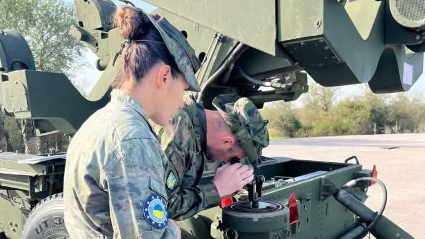 Проблема не исчезла: что происходит внутри армии с женщинами 