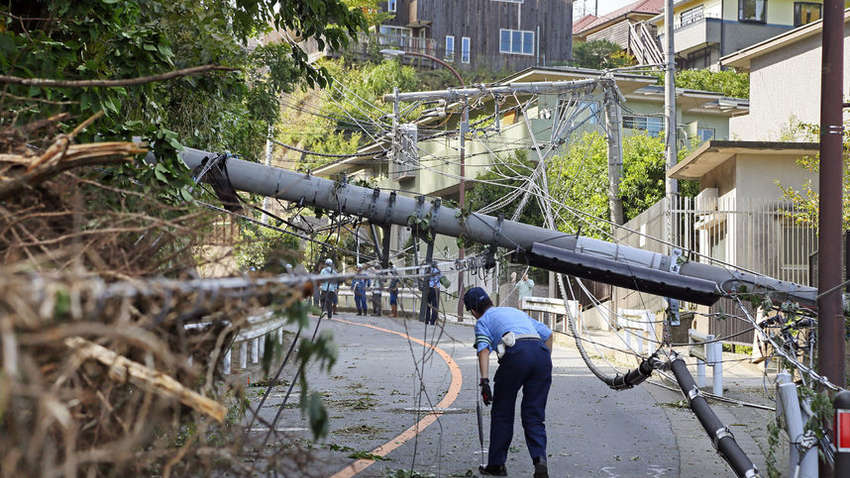 Тайфун "Факсай" залишив тисячі японських будинків без електроенергії