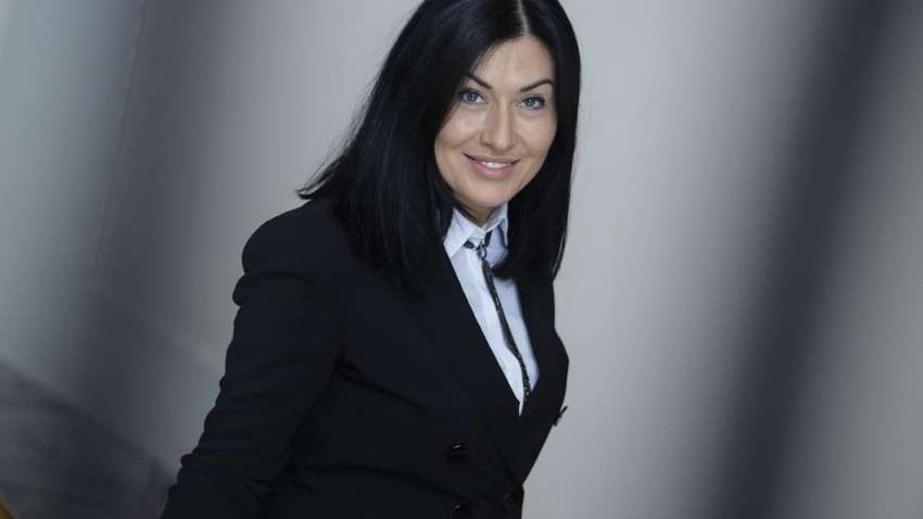 Неформальне інтерв'ю з народним депутатом від партії «Слуга Народу» Вікторією Кінзбурською