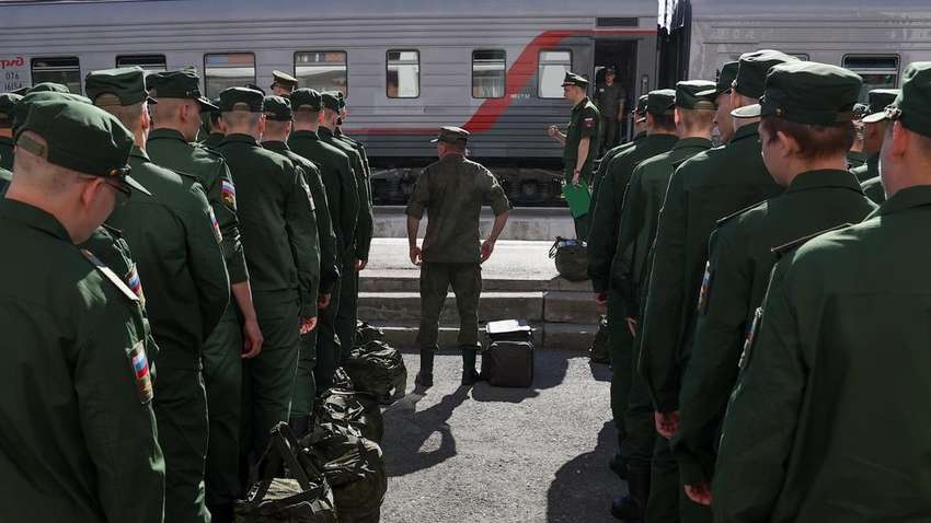 Российские военные ищут причины, чтобы бежать из Крыма - Гуменюк Российские военные ищут причины, чтобы бежать из Крыма - Гуменюк