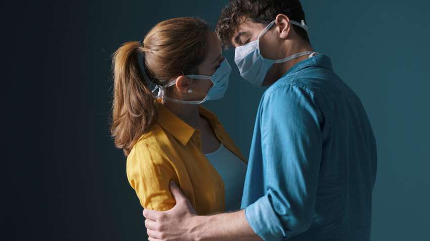 Проверка на прочность: 12% французских пар решили взять паузу в отношениях после карантина