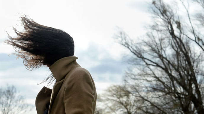 Штормовое предупреждение в Украине: бешеный ветер и шквалы накроют часть областей