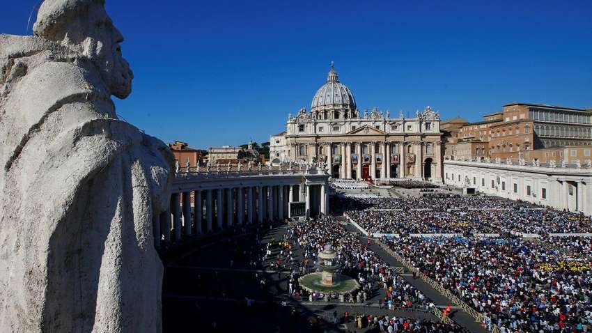 Від коронавірусу помер екс-посол Ірану у Ватикані