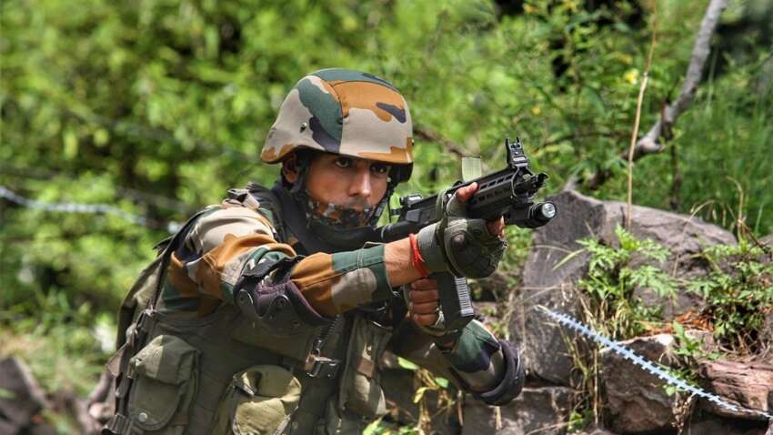 У Путина появился еще один мощный союзник: с кем РФ начали совместные военные учения У Путина появился еще один мощный союзник: с кем РФ начали совместные военные учения