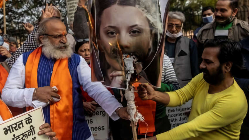 В Індії під час протестів спалили фото Грети Тунберг: причини В Індії під час протестів спалили фото Грети Тунберг: причини