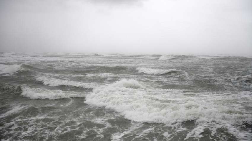 На узбережжя США налетів тропічний шторм: які регіони під загрозою На узбережжя США налетів тропічний шторм: які регіони під загрозою