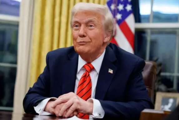 Трамп назвал "дружественным" визит в Гренландию, которую хочет аннексировать Трамп назвал "дружественным" визит в Гренландию, которую хочет аннексировать