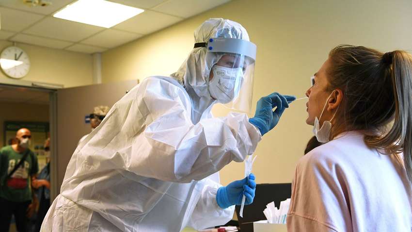 Чого не варто робити перед ПЛР-тестуванням на коронавірус