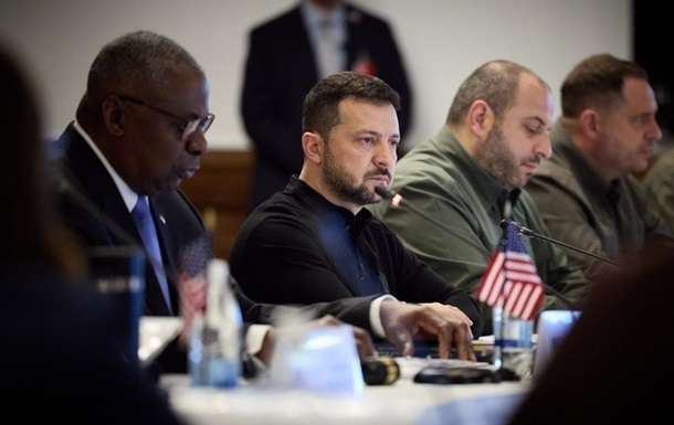 Умеров назвал сроки проведения нового заседания "Рамштайн" Умеров назвал сроки проведения нового заседания "Рамштайн"