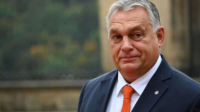 Орбан заявил о готовности обсудить с Зеленским в Брюсселе "рождественское перемирие"