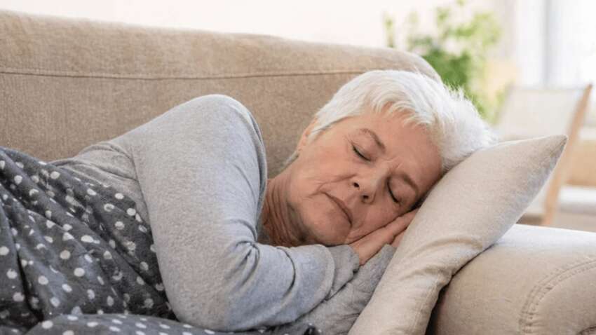 Почему категорически нельзя спать днем после 55 лет: этот вывод ученых озадачит каждого 