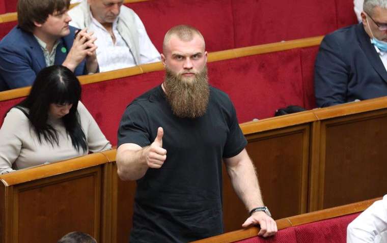 Драка в Одесском городском совете: нардепа привлекают к уголовной ответственности